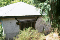 img4.jpg (10795 bytes)